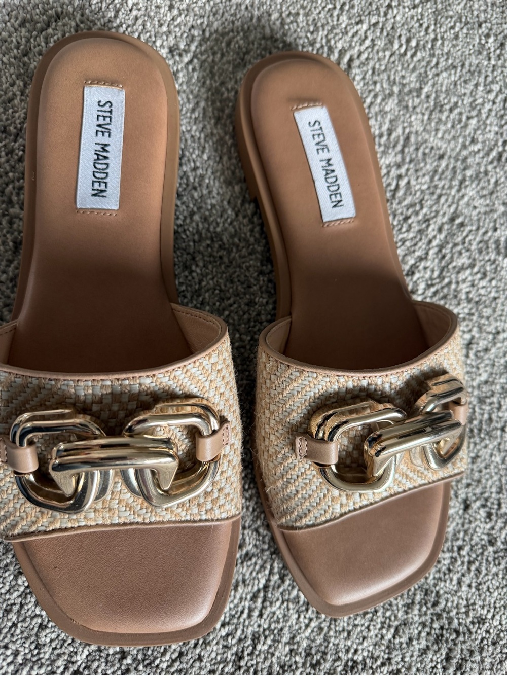 Steve Madden Beige Woven Slide Mules with Gold Chain Hardware